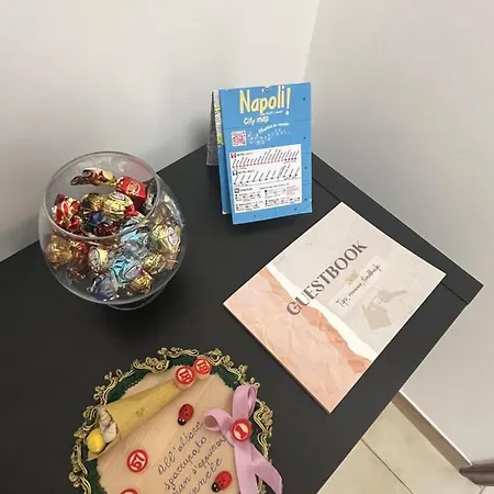 Am - Tra Il Centro E La Stazione Apartment Neapel