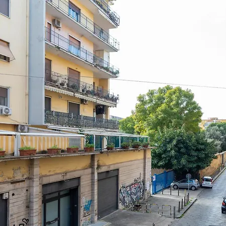 Am - Tra Il Centro E La Stazione Apartamento Nápoles